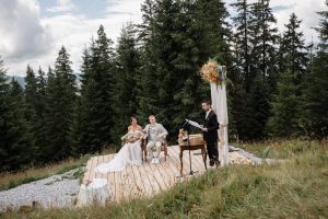Mehr über den Artikel erfahren Destination Wedding: Freie Trauung im Ausland und in den Alpen