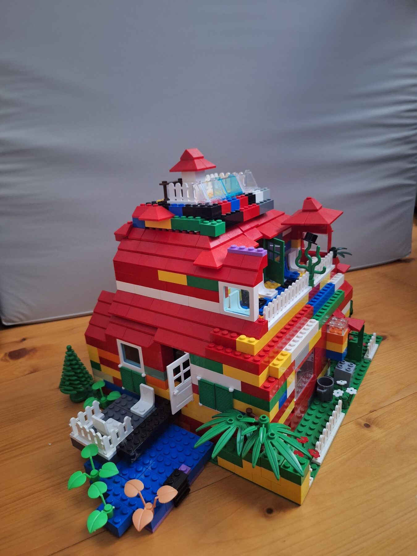 Fertiges Lego-Haus nach dem Lego-Ritual, gebaut von allen Hochzeitsgästen