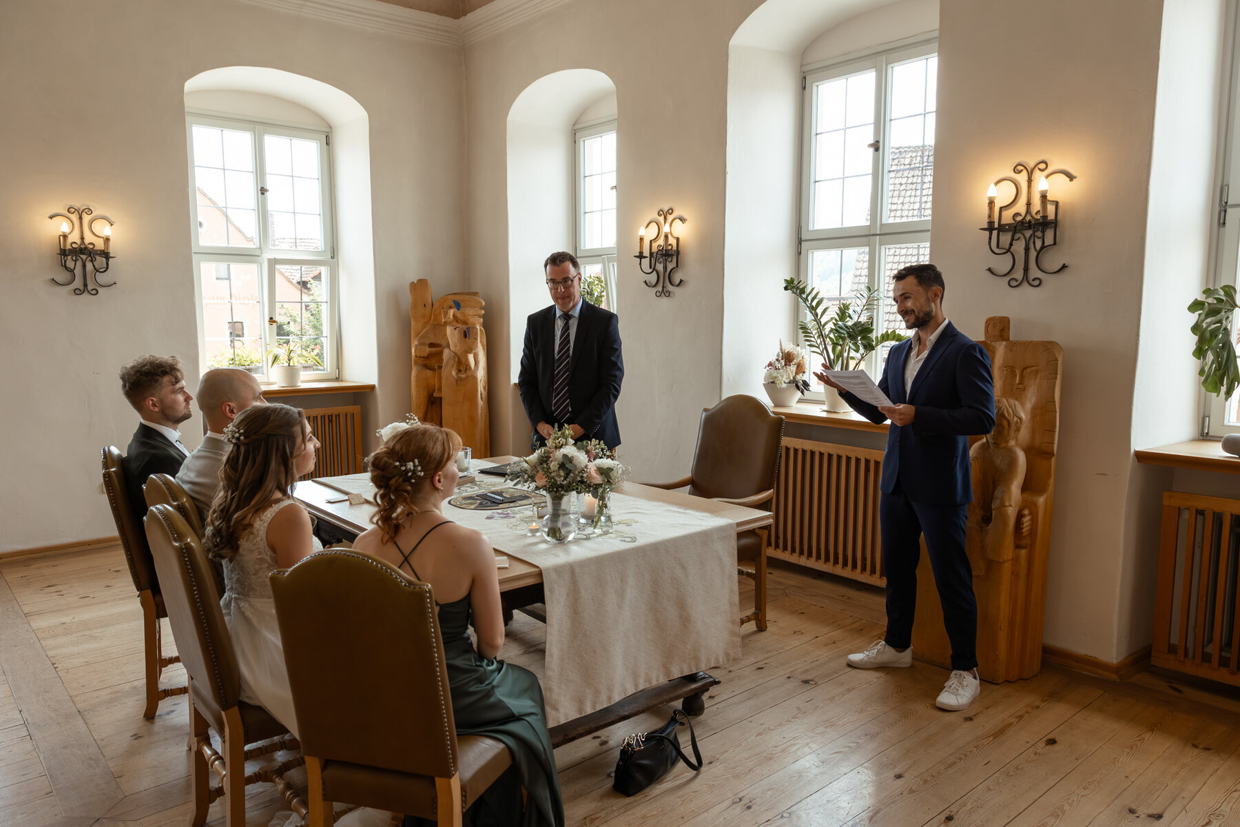 Mehr über den Artikel erfahren Hochzeit im Weingut Leininger bei Würzburg: Rede zur Standesamtstrauung